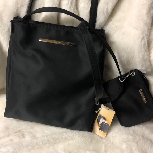 nine west black tote